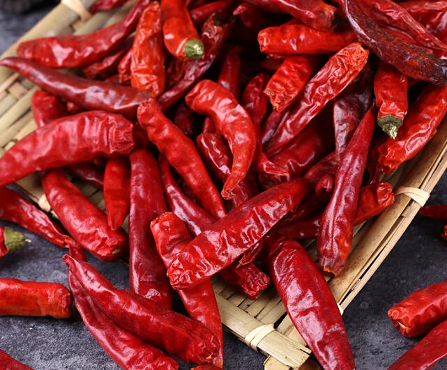 辣椒干進口報關檢驗檢疫要求(干辣椒進口需要國外做什么證書？)